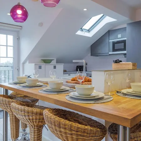 Cunsey, Penthouse Apartament